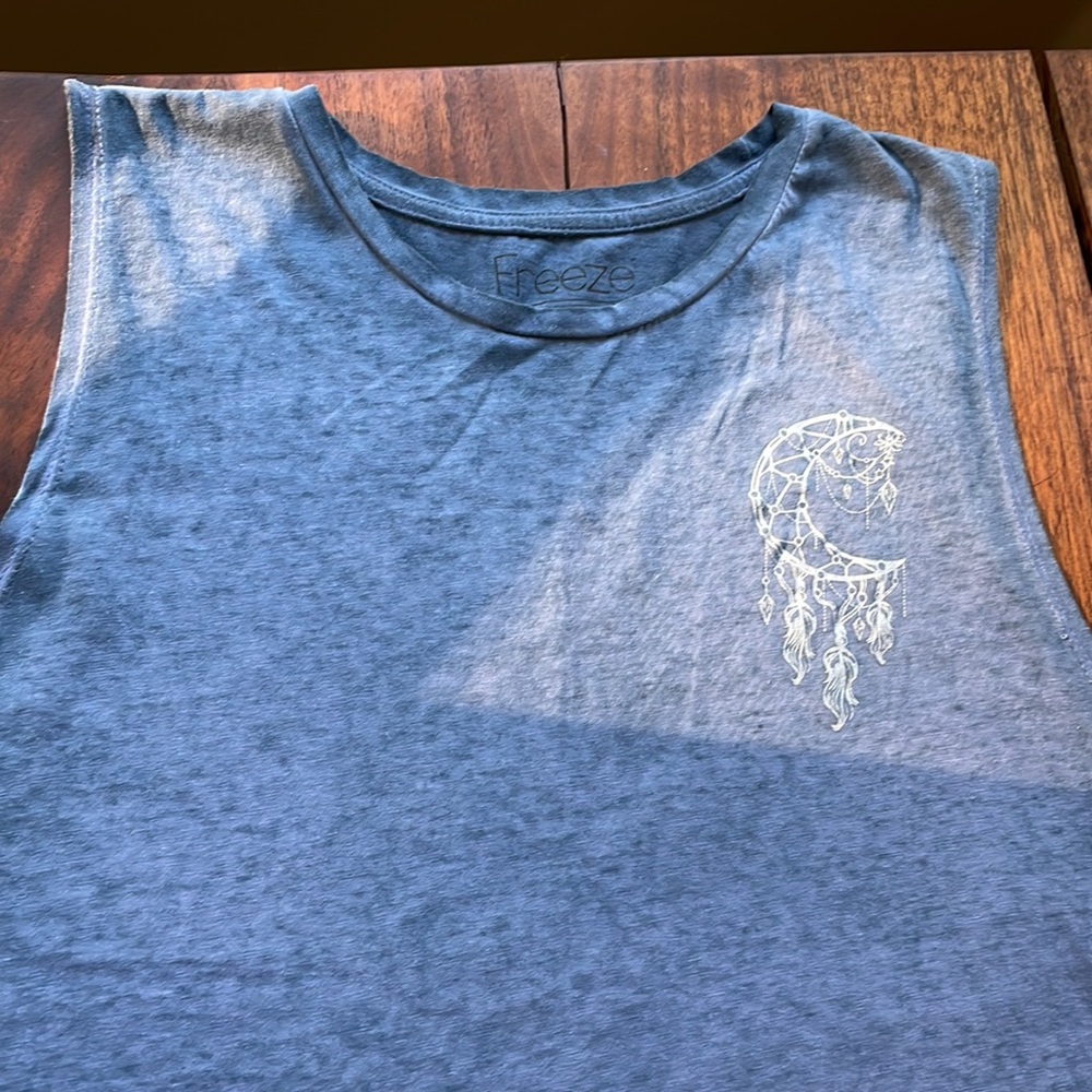 Cute Tank Top - Picture 2 of 5
